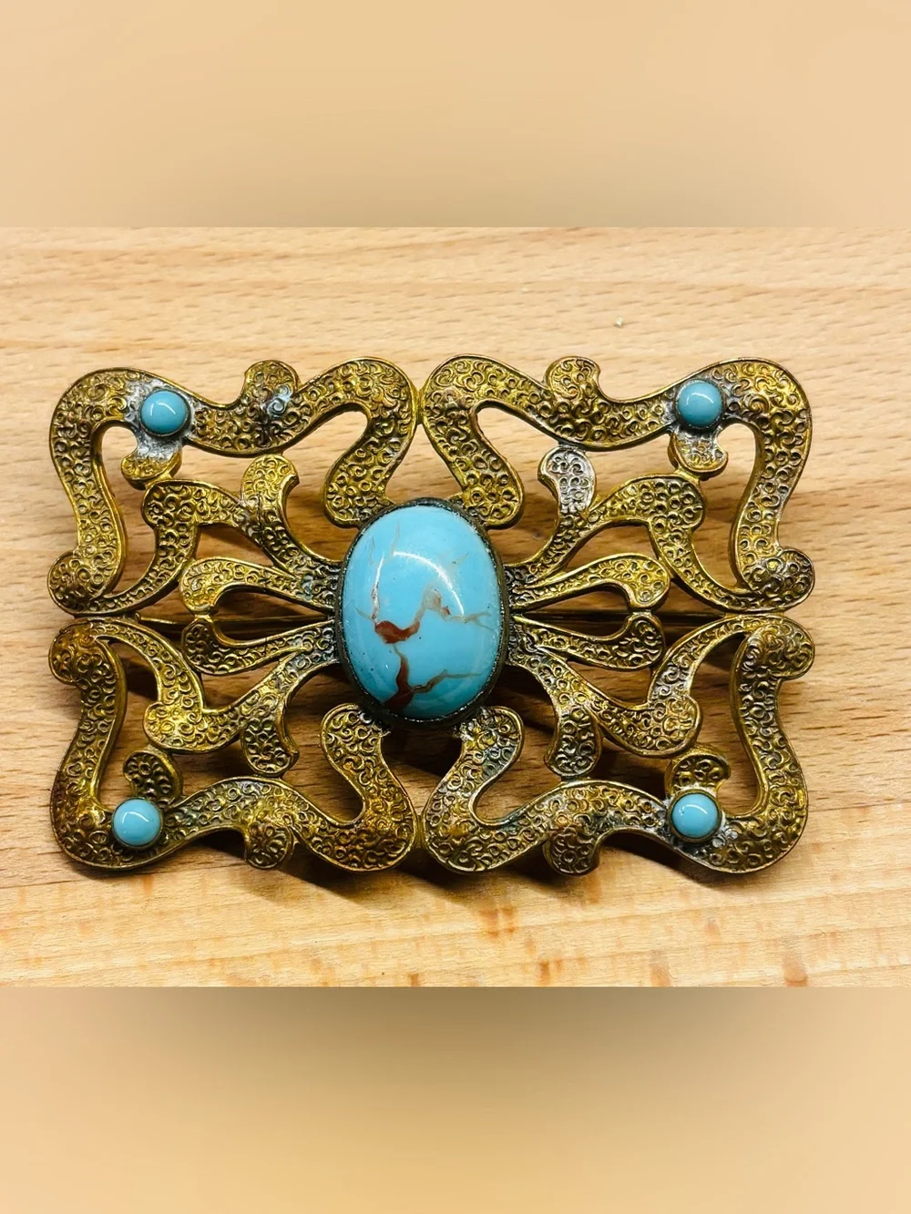 Antique-Style Filigree brooch with Turquoise Cabochon